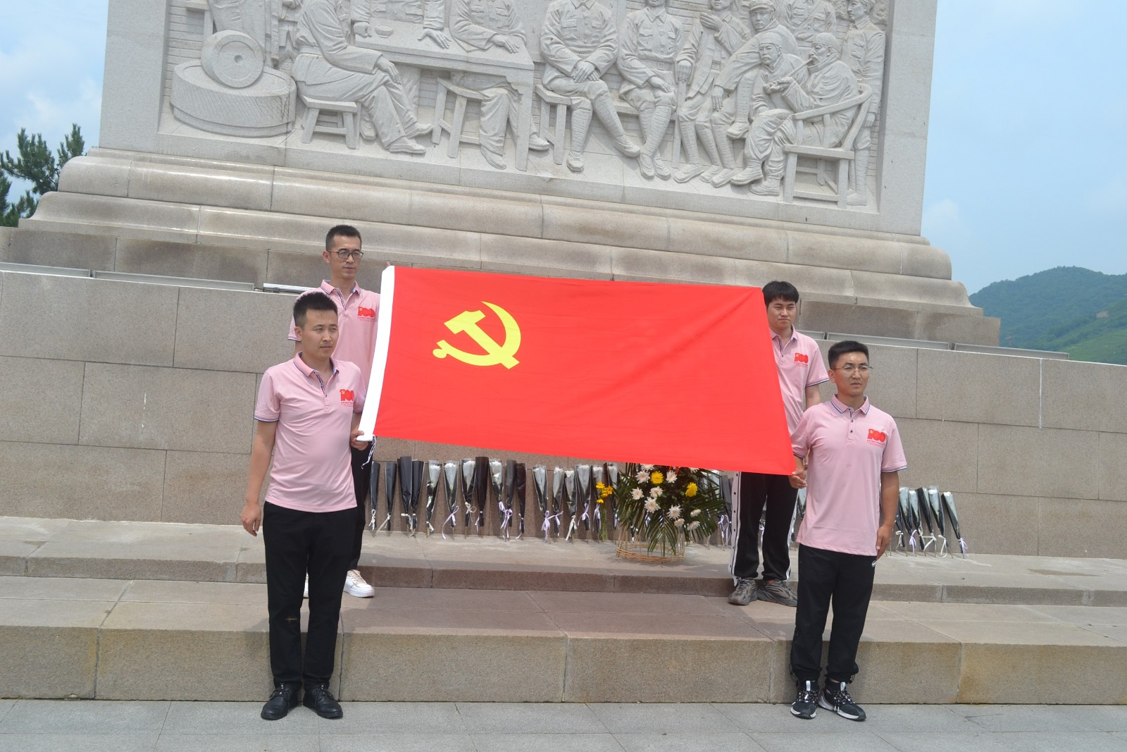 學(xué)習(xí)百年黨史  唱響時(shí)代樂(lè)章  追憶先輩精神  傳承紅色基因